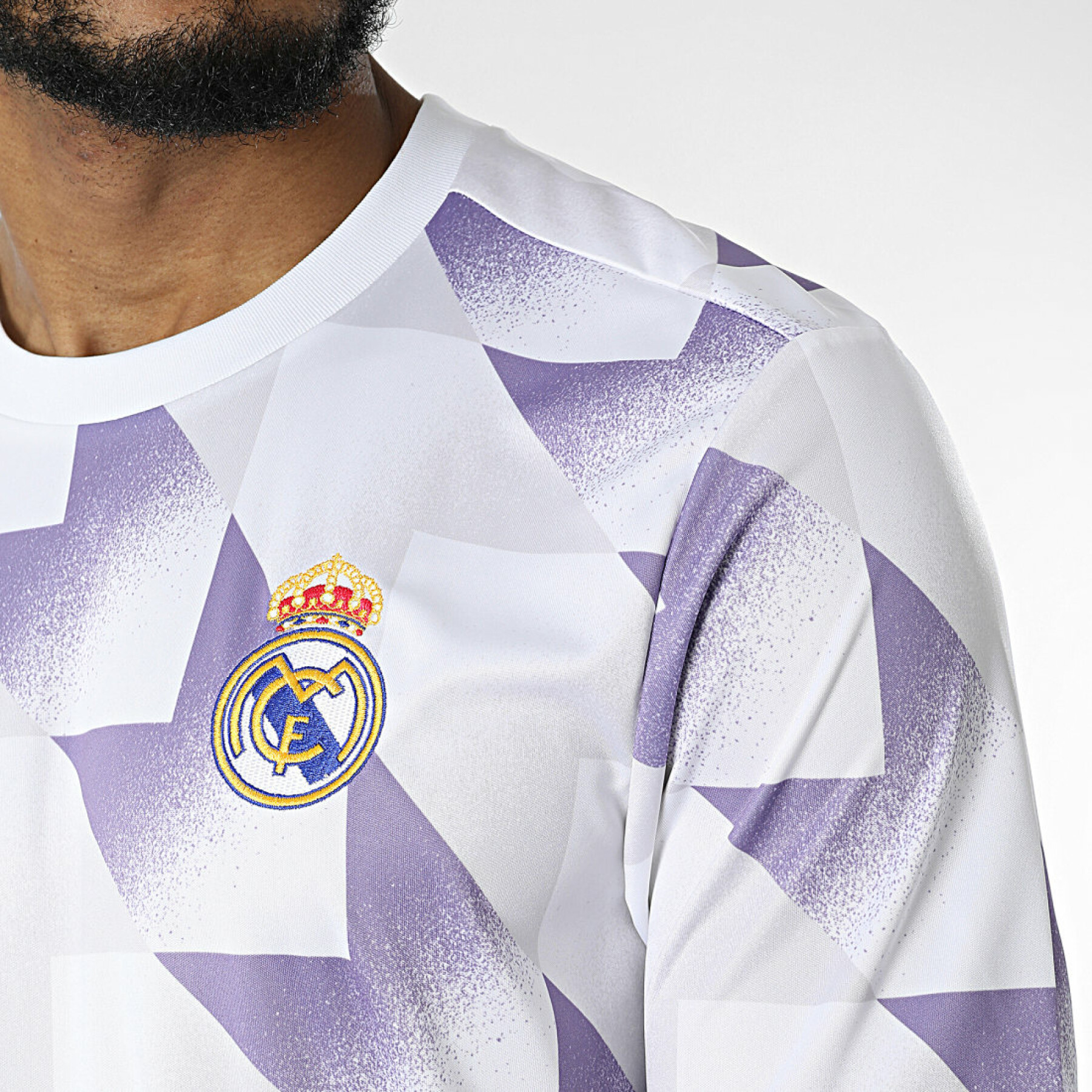 Camiseta Prematch Real Madrid 2022/23