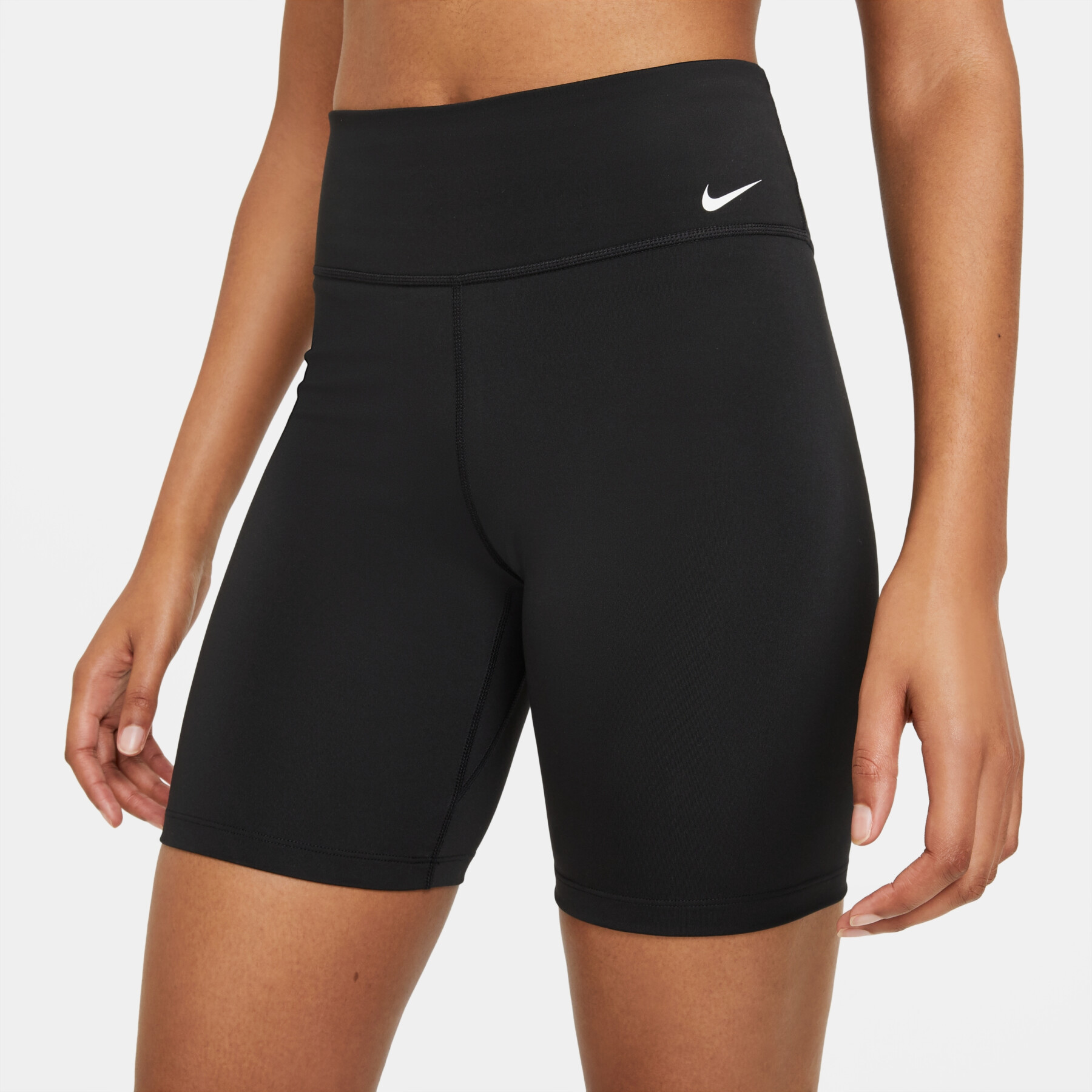 Pantalón corto de mujer Nike one mid-rise 7"
