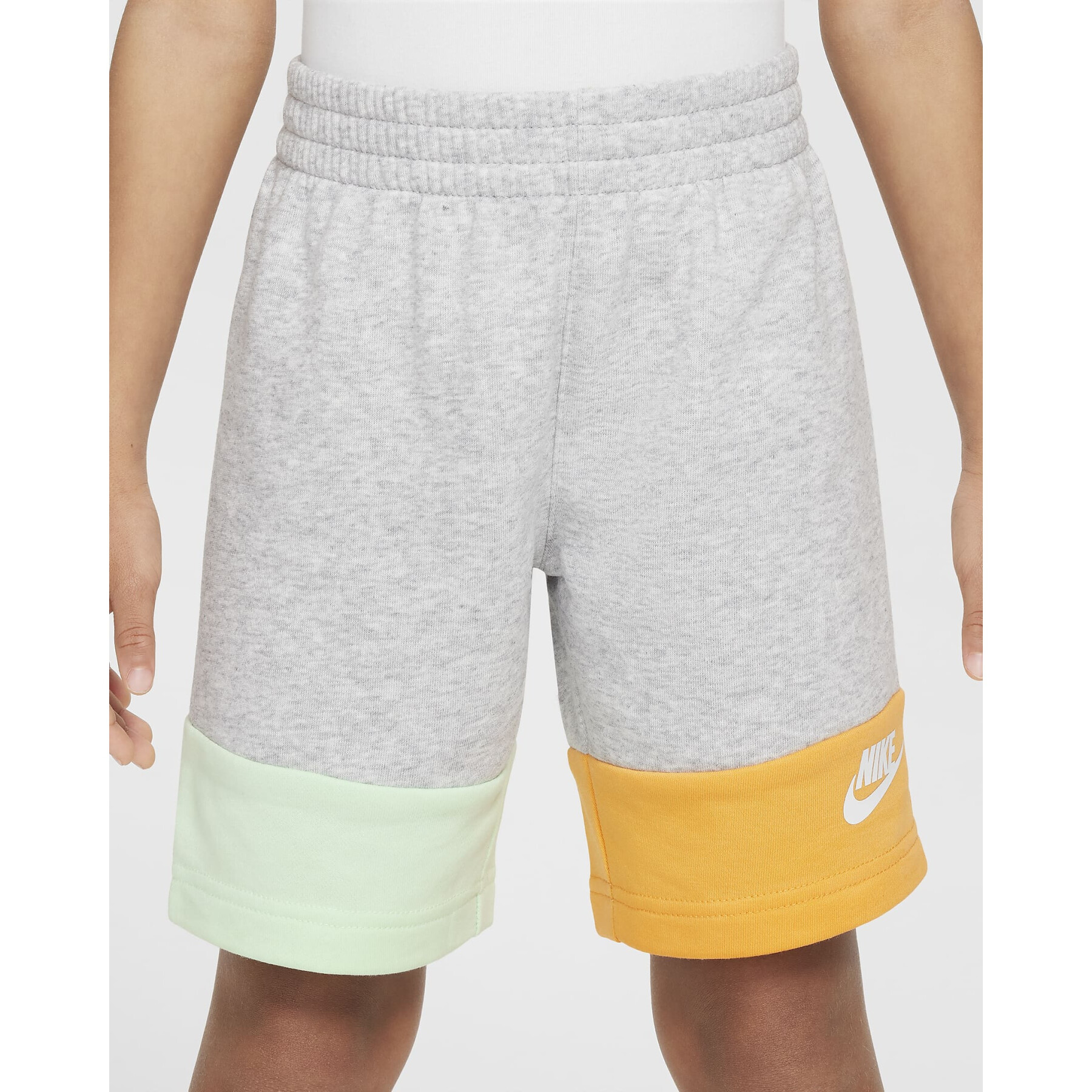 Conjunto de pantalón corto y camiseta para niños Nike KSA