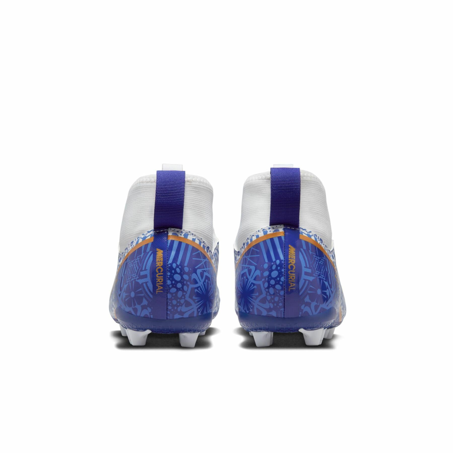 Botas de fútbol para niños Nike. Jr. Mercurial Zoom Superfly 9 Academy CR7 AG