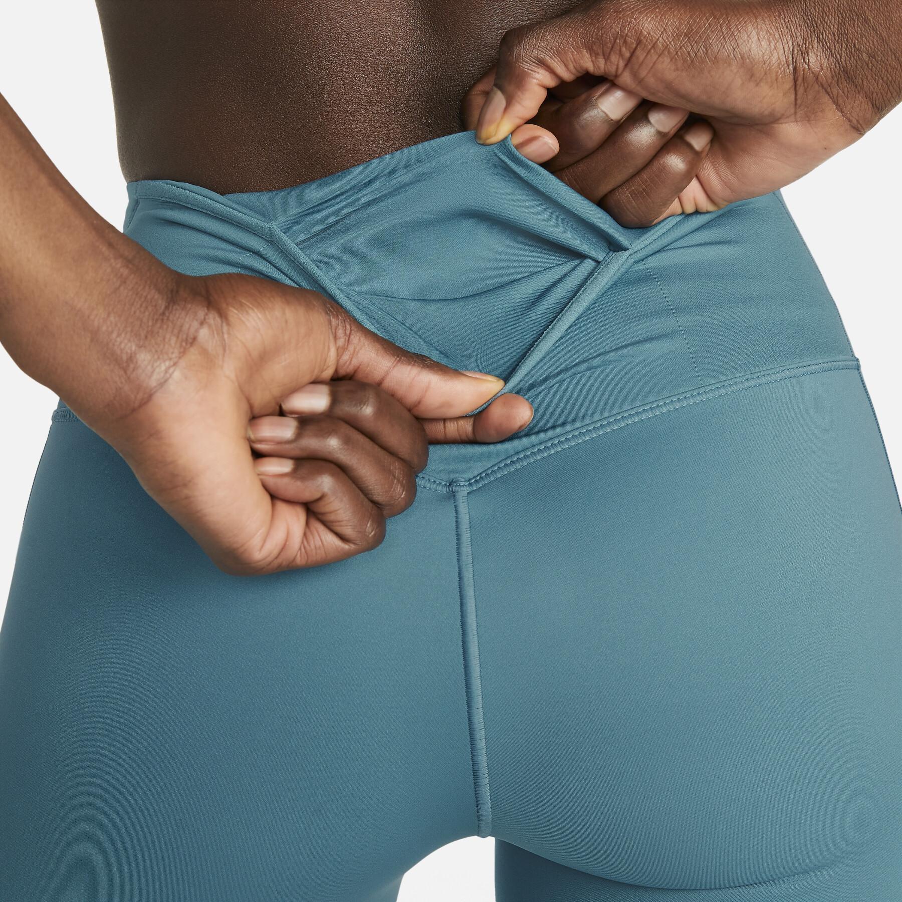 Pantalones cortos de mujer Nike Dri-Fit Go MR 8IN