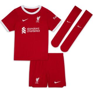 Kit hogar infantil Liverpool FC 2023/24