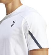 Camiseta Juventus Turin Designed for Gameday 2023/24