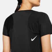 Camiseta de mujer Nike dynamic fit race